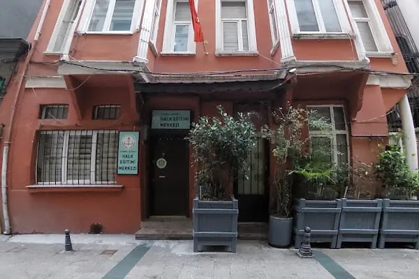 İstanbul Beyoğlu Halk Eğitim Merkezi - Resim 2