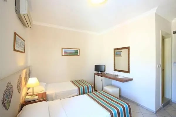 Hotel Paloma - Resim 2