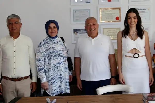 Dermatolog Dr. Gamze Alkız Muayenehanesi - Resim 13