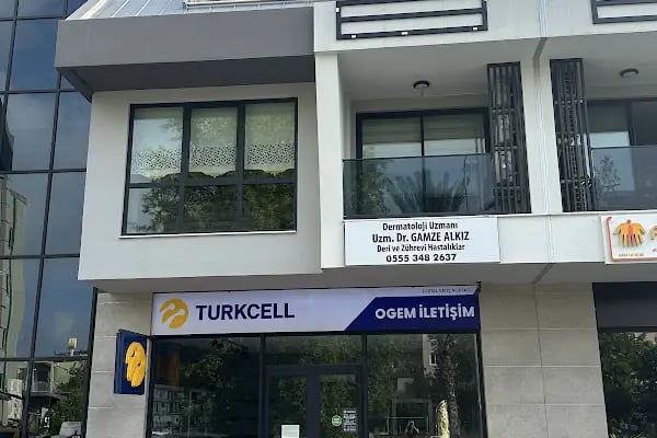 Dermatolog Dr. Gamze Alkız Muayenehanesi - Resim 16