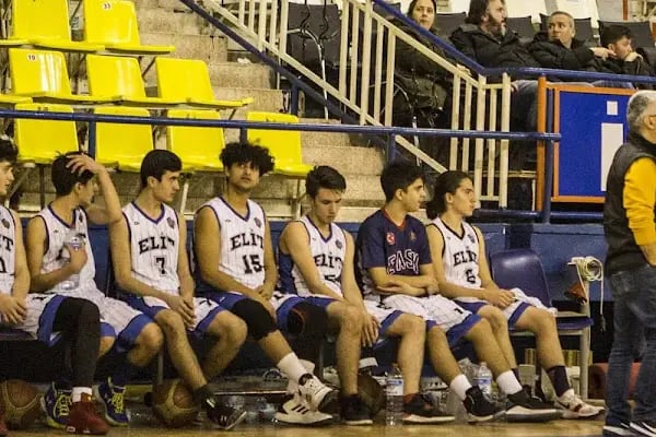 İnegöl Kapalı Spor Salonu - Resim 6