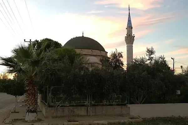Cihadiye Cami - Resim 5