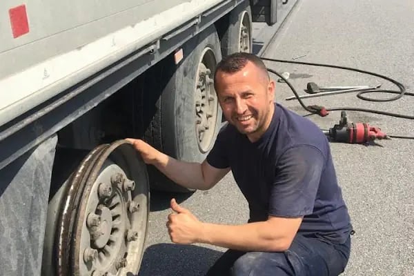 Pazarcık - Narlı Oto Lastik Tamircisi Ve Yol Yardımı - Resim 4
