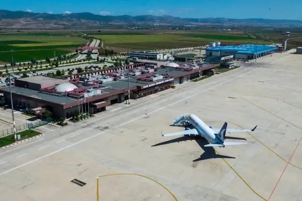 Bursa Yenişehir Havalimanı - Resim 8