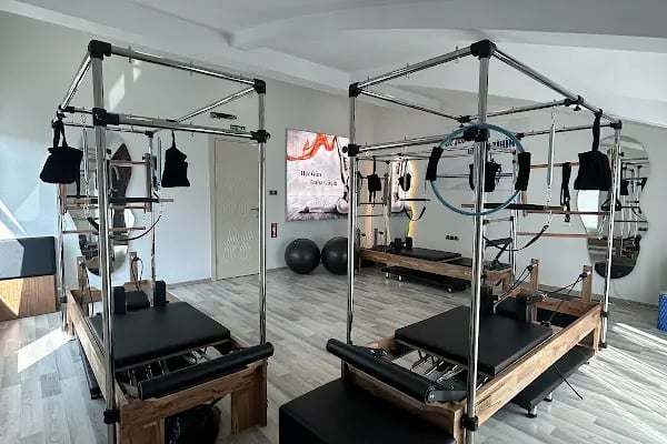 FİZYOKOLOG Fizik Tedavi Merkezi , Fizyoterapist ve Pilates - Resim 11