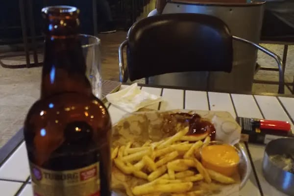 Pub Locale Balçova - Resim 7