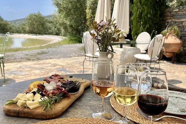 Karnas Vineyards - Resim 10