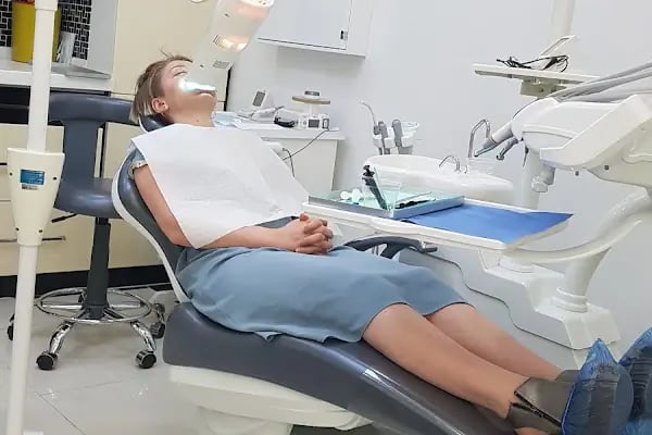 Diş Hekimi Orhan YÜZBAŞ - Resim 6