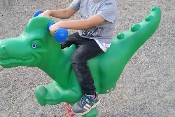 Bağlaraltı Kaplangazi Çocuk Oyun Ve Dinlenme Parkı - Resim 2