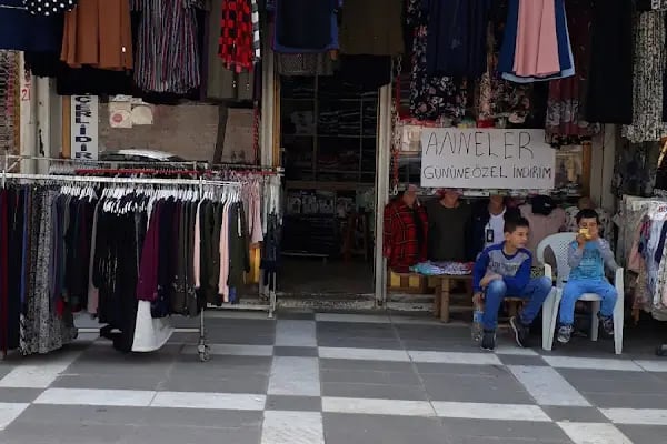 AKÇALI GİYİM SİVEREK OKUL KIYAFETLERİ MERKEZİ üniforması forma forması yerler - Resim 10