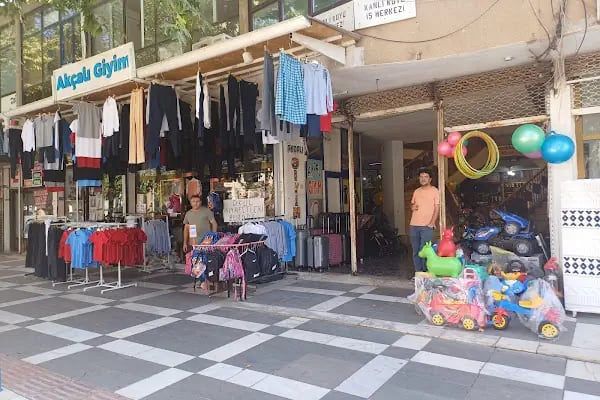 AKÇALI GİYİM SİVEREK OKUL KIYAFETLERİ MERKEZİ üniforması forma forması yerler - Resim 8
