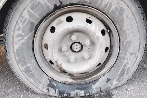 OTO LASTİK Akyol yol Yardım - Resim 5