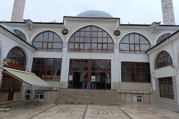 Mehmet Akif Cami - Resim 5