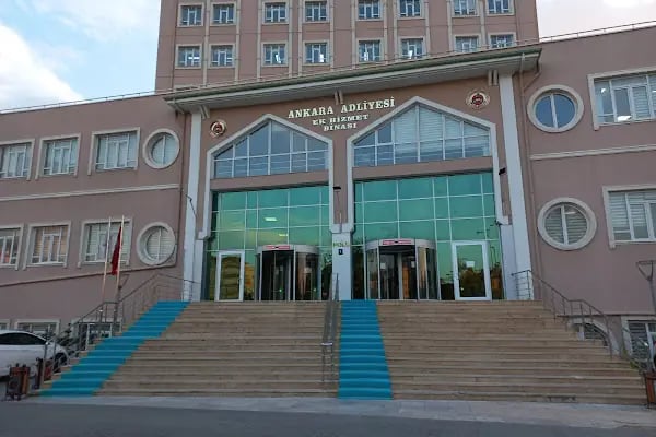 VakıfBank Adliye Sarayı Dışkapı Ankara Bağlı Şubesi - Resim 3