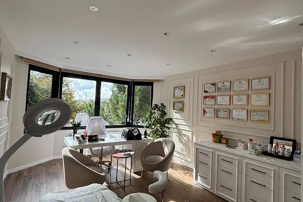 Etiler Estetik Dermatoloji - Dermatolog Dr. Sevgi Şükran Ekmen Çavuş - Resim 4