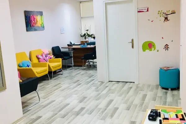 Çocuk ve Ergen Psikiyatristi Dr.Mustafa Kenan Duymaz - Resim 5