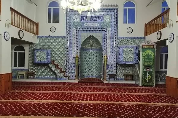 Maltepe Mimar Sinan Camii - Resim 1