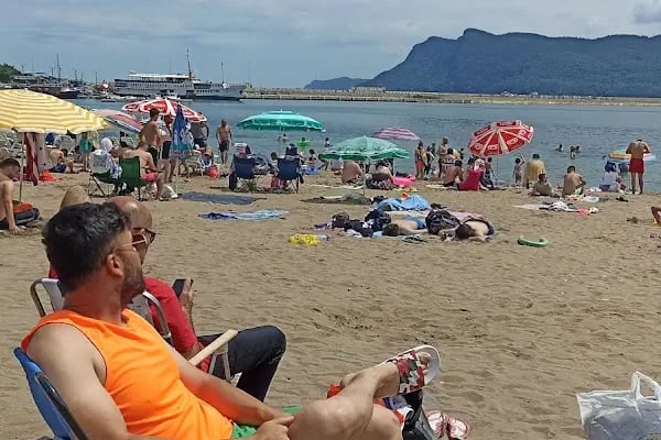Arnavutköy Kilo Kontrol ve Cilt Bakım Merkezi - Resim 15
