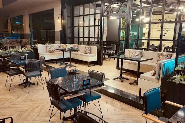 La Perla Café - Resim 12