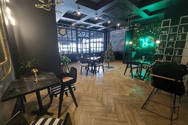 La Perla Café - Resim 5