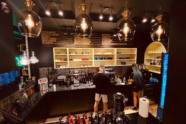 La Perla Café - Resim 9