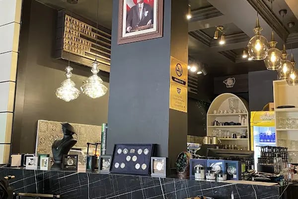 La Perla Café - Resim 11