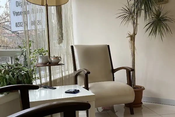 YASEMİN ASLIM Diş Hekimi - Resim 2