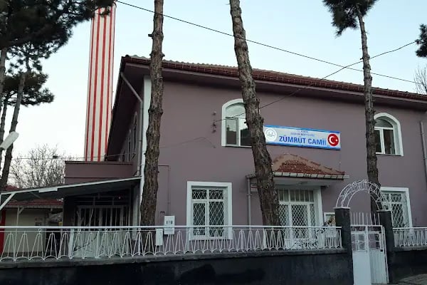 Zümrüt Cami - Resim 3