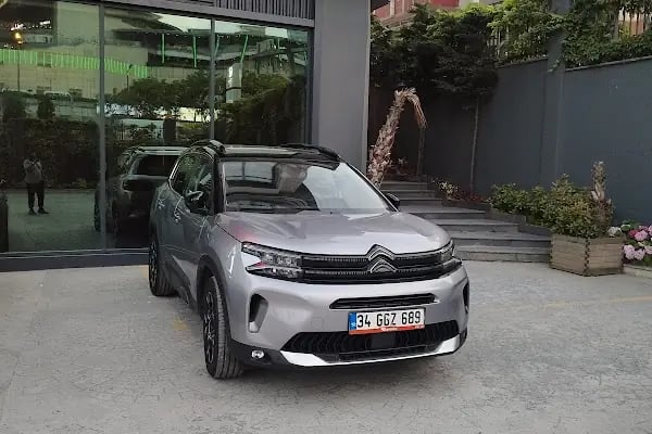 Garenta İstanbul Havalimanı Araç Kiralama - Resim 17