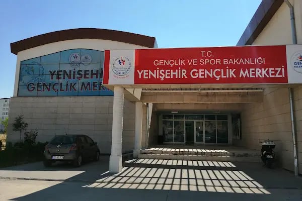 Yenişehir Gençlik Merkezi - Resim 3