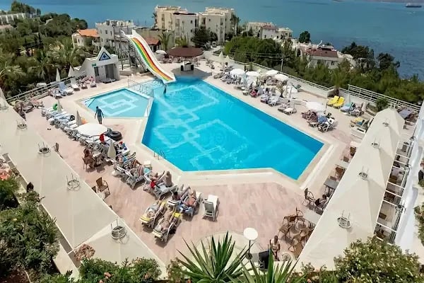 Roseira Beach Resort - Resim 15