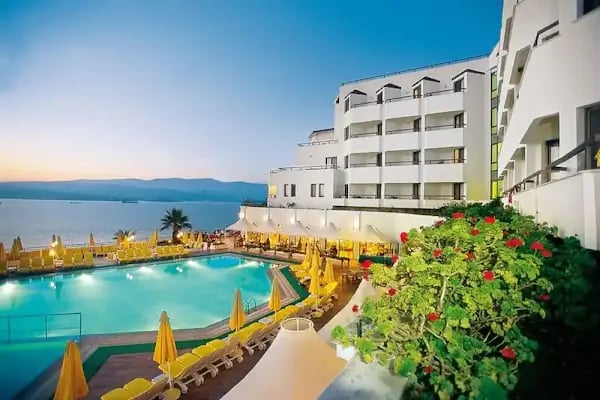 Roseira Beach Resort - Resim 18