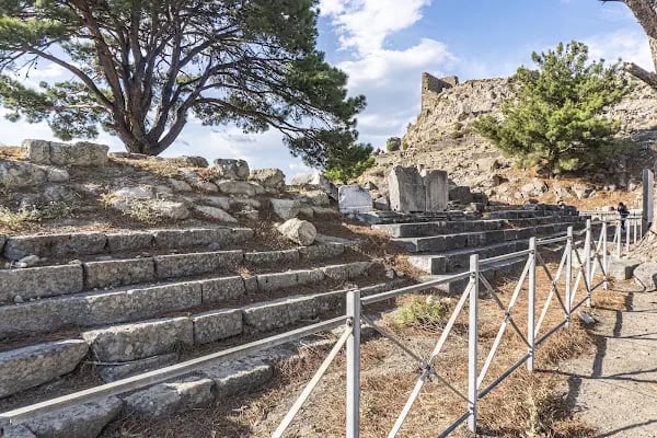 TEMPLE OF ZEUS - Resim 5