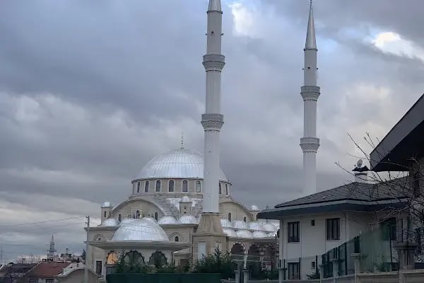 TAHİR BÜYÜKKÖRÜKÇÜ HOCA CAMİİ - Resim 2