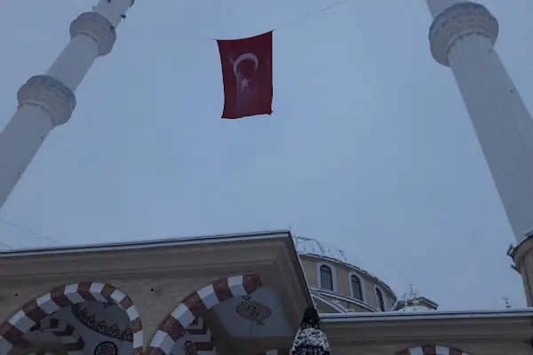 TAHİR BÜYÜKKÖRÜKÇÜ HOCA CAMİİ - Resim 14