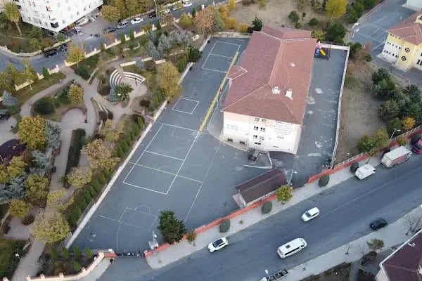 İstanbul - Küçükçekmece Öğretmen Yusuf Kardeş İlkokulu - Resim 4