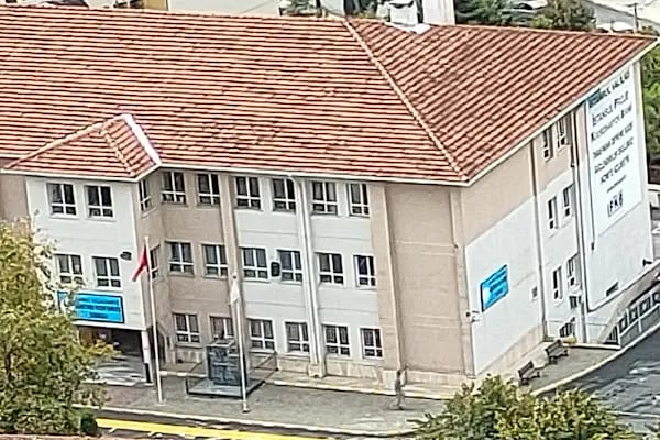 İstanbul - Küçükçekmece Öğretmen Yusuf Kardeş İlkokulu - Resim 6
