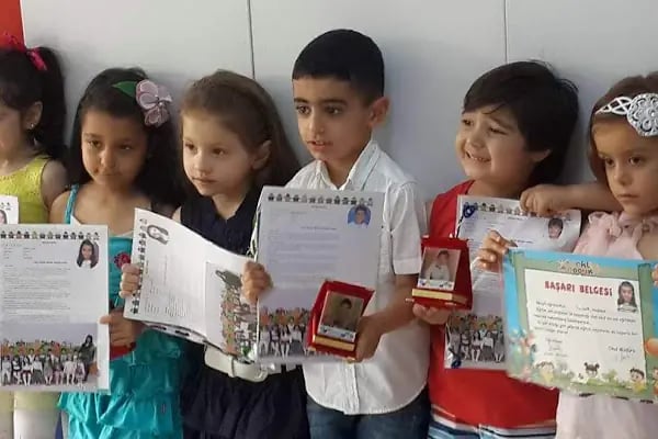 İstanbul - Küçükçekmece Öğretmen Yusuf Kardeş İlkokulu - Resim 9