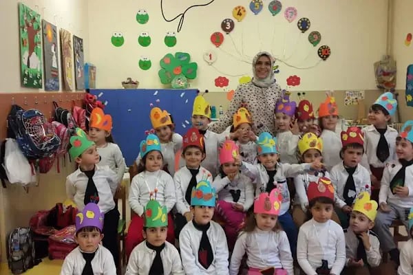 İstanbul - Küçükçekmece Öğretmen Yusuf Kardeş İlkokulu - Resim 10