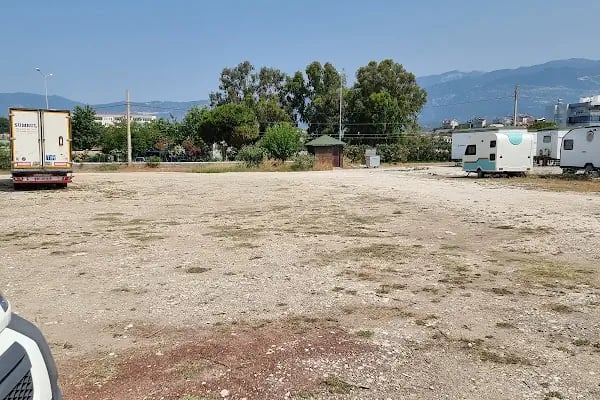 Demre Beymelek Ücretsiz Karavan Kamp Alanı Zabıtanın Yönlendirdiği - Resim 3