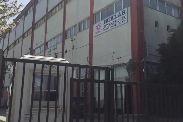 IŞIKLAR AYAKKABICILIK İMALAT SAN.TİC.LTD.ŞTİ - Resim 1