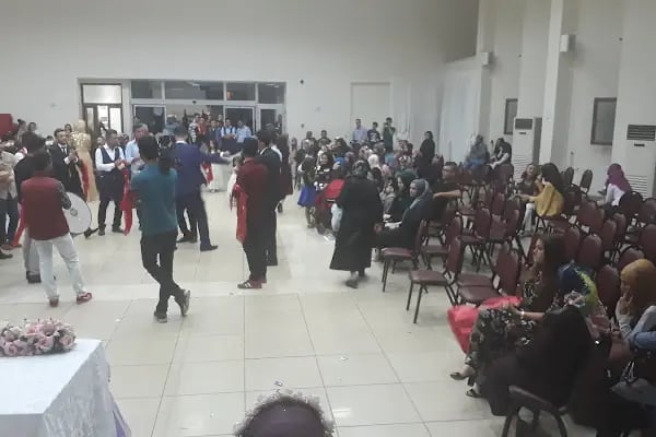 Dursunbey Belediyesi Mehmet Akif Ersoy Kültür Merkezi - Resim 15