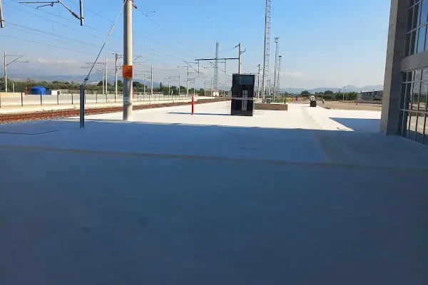 AKHİSAR TREN GARI - Resim 4