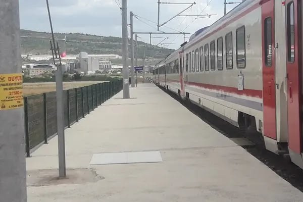 AKHİSAR TREN GARI - Resim 8
