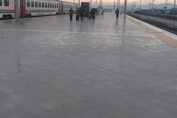 AKHİSAR TREN GARI - Resim 7