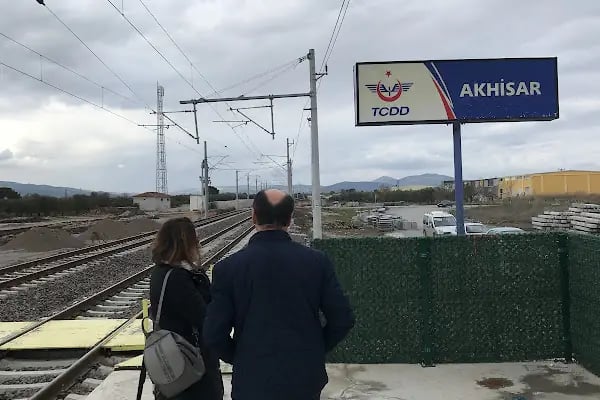 AKHİSAR TREN GARI - Resim 12