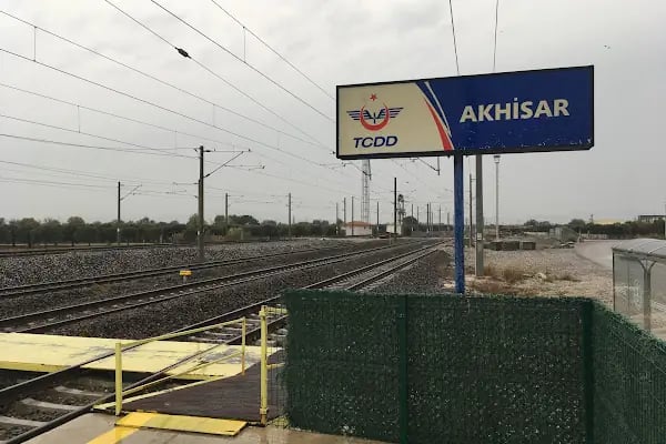 AKHİSAR TREN GARI - Resim 3