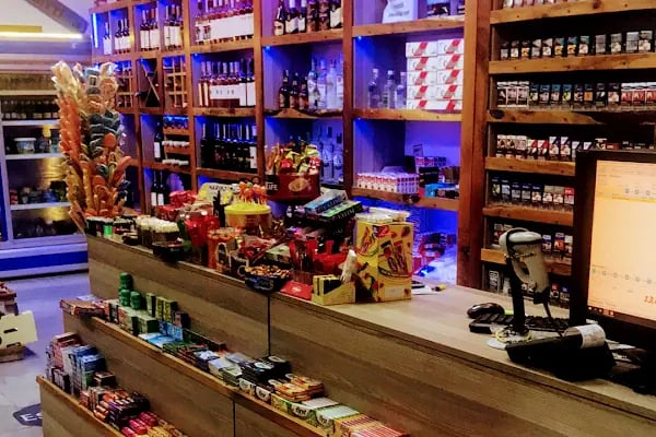 61 OBAGÖL MERKEZ MARKET - Resim 1