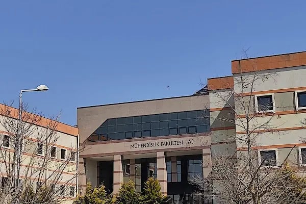 Kocaeli Üniversitesi Mühendislik Fakültesi A Blok - Resim 6