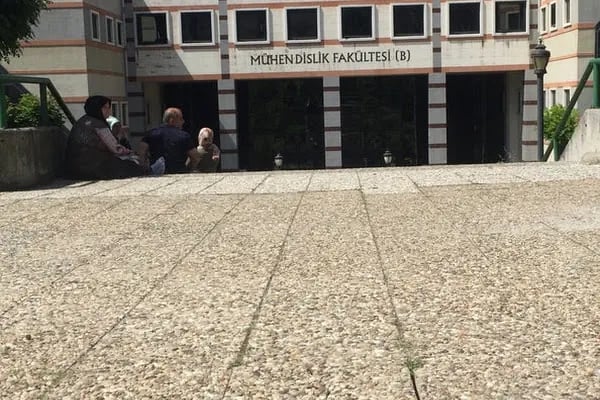 Kocaeli Üniversitesi Mühendislik Fakültesi A Blok - Resim 17